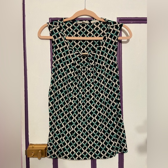 Dana Buchanan Green White & Blck Top Size M - Picture 1 of 3